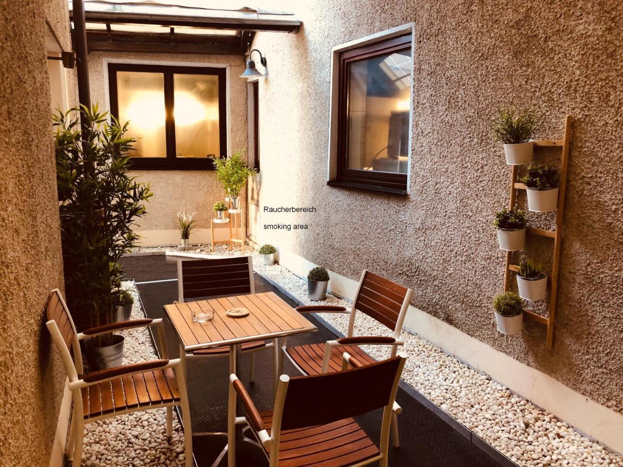 Hotel Und Restaurant Lamm Гинген ан дер Бренц Екстериор снимка
